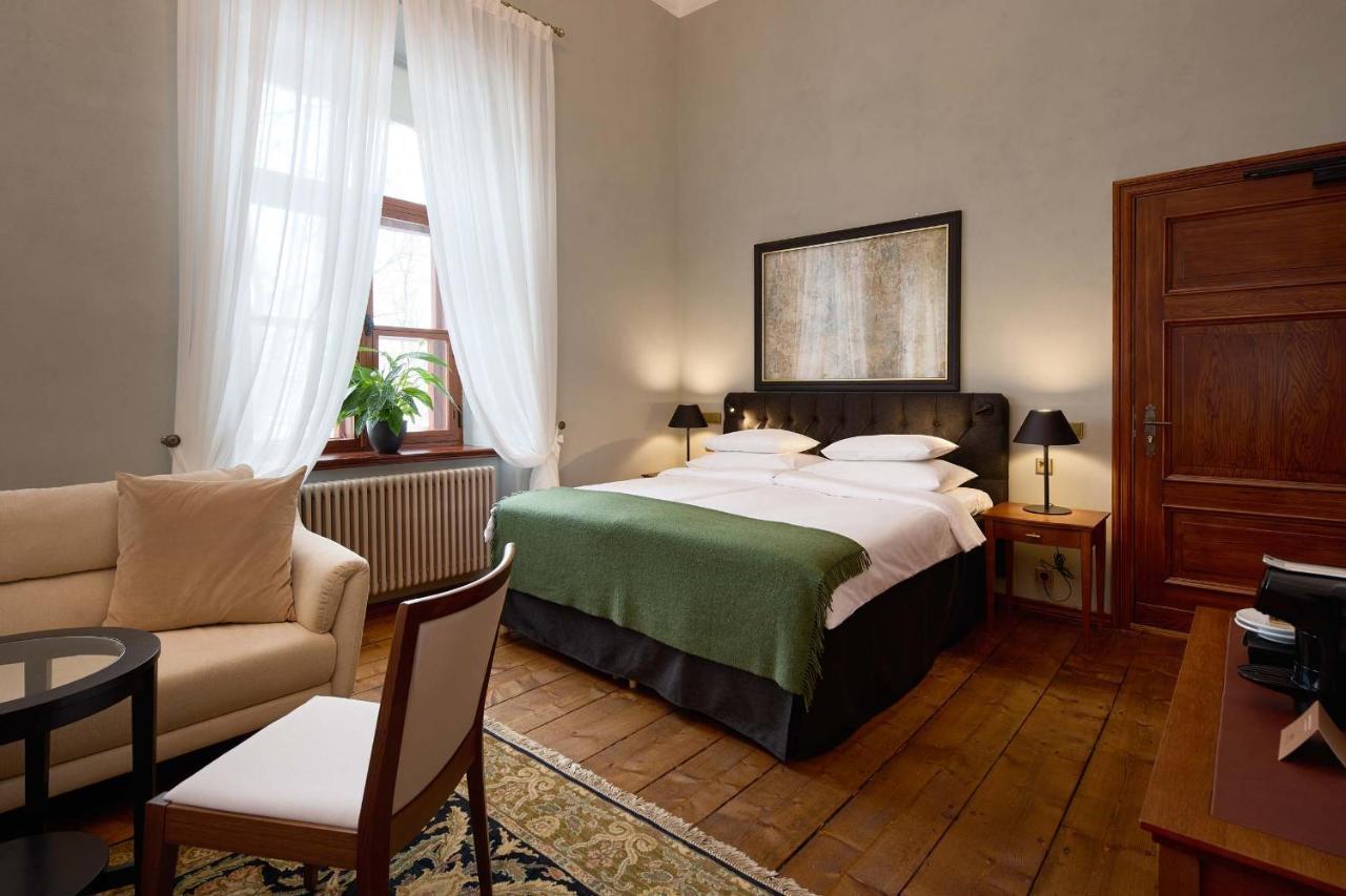 Schloss Fellin Boutique Hotel And Spa ヴィリャンディ エクステリア 写真